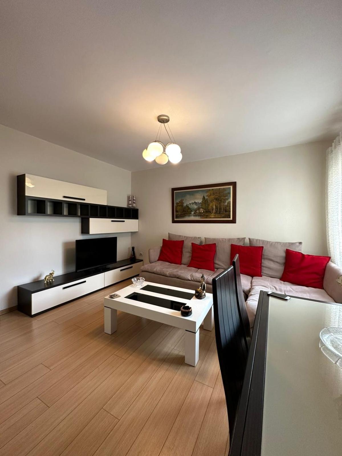 Blloku Family Apartment Tirana Zewnętrze zdjęcie
